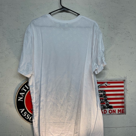 Express logo tee - Picture 2 of 3